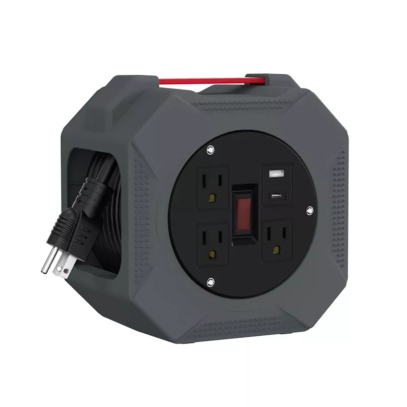 3 منافذ USB2.4a بكرة سلك بلاستيكية 30 قدم 3 منافذ USB2.4a بكرة سلك بلاستيكية 30 قدم