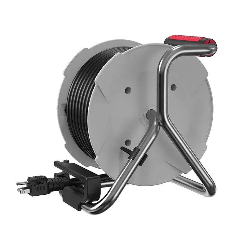 4 منافذ بكرة الحبل البلاستيكي 50 قدمًا مع حماية الحمل الزائد